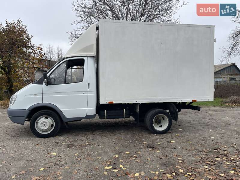Вантажний фургон ГАЗ 3302 Газель 2010 в Запоріжжі