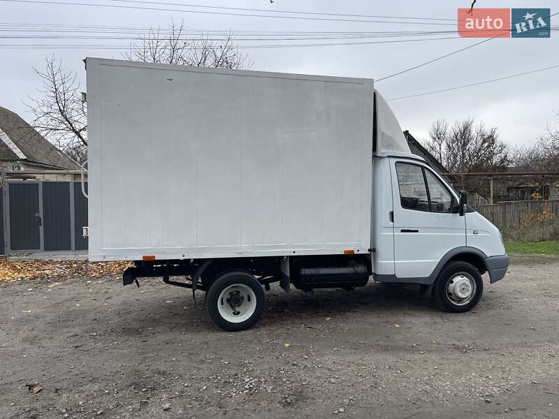 Вантажний фургон ГАЗ 3302 Газель 2010 в Запоріжжі