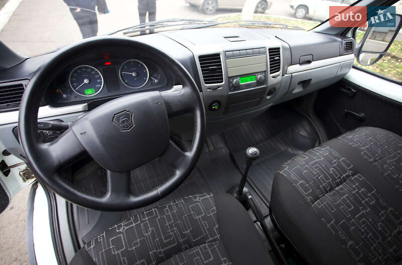 Вантажний фургон ГАЗ 3302 Газель 2016 в Кривому Розі