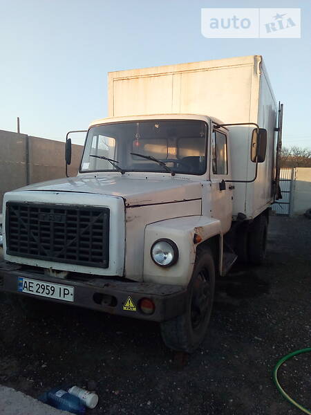 ГАЗ 3307