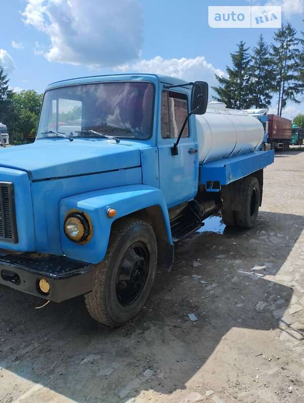 Цистерна ГАЗ 3307 1990 в Каменец-Подольском