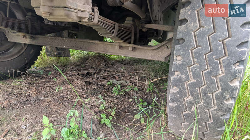 Цистерна ГАЗ 3307 2006 в Радехові