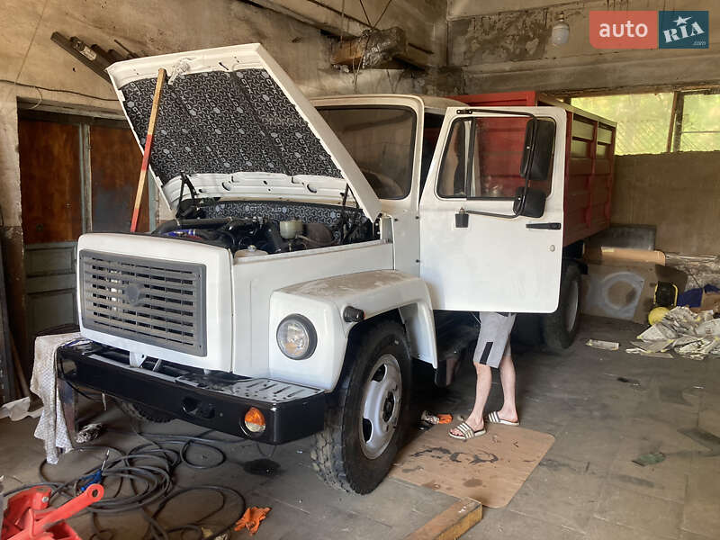 Самосвал ГАЗ 3307 1993 в Благовещенском