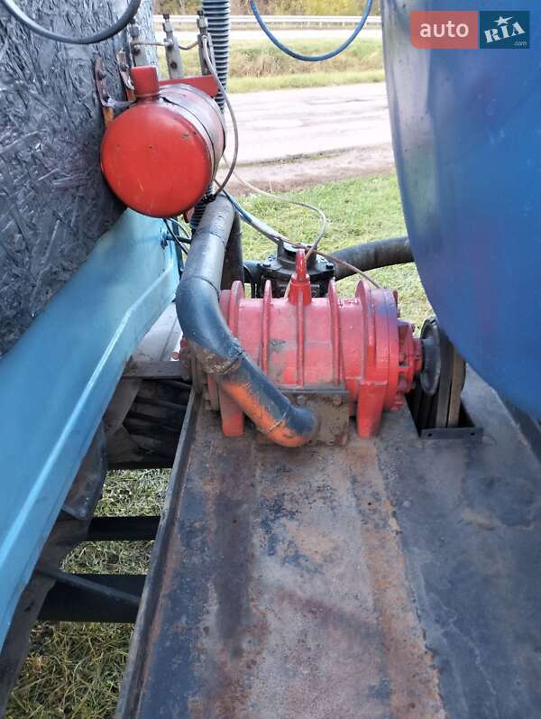 Машина  асенізатор (вакуумна) ГАЗ 3307 1995 в Житомирі