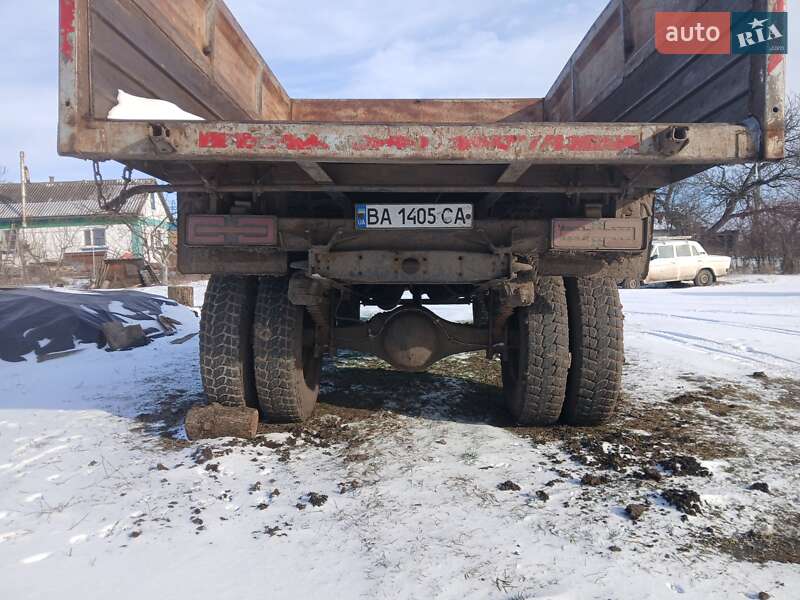 Самосвал ГАЗ 3307 1992 в Голованевске