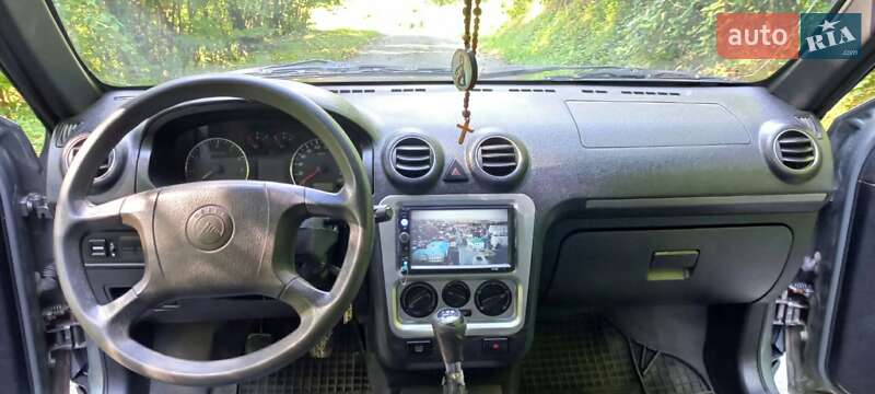 Седан Geely CK-2 2011 в Сваляве