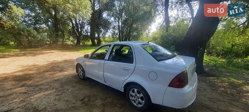 Седан Geely CK-2 2011 в Новгород-Северском