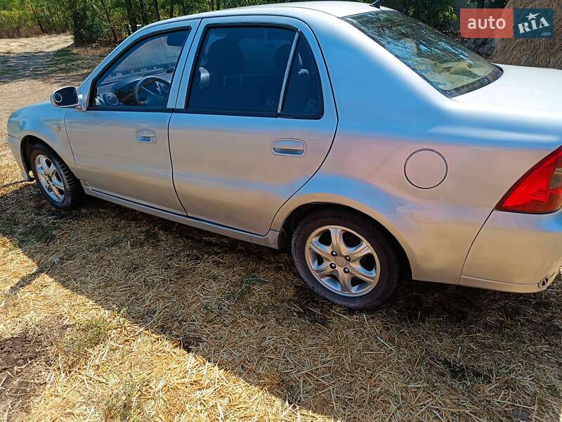 Geely CK-2 2011