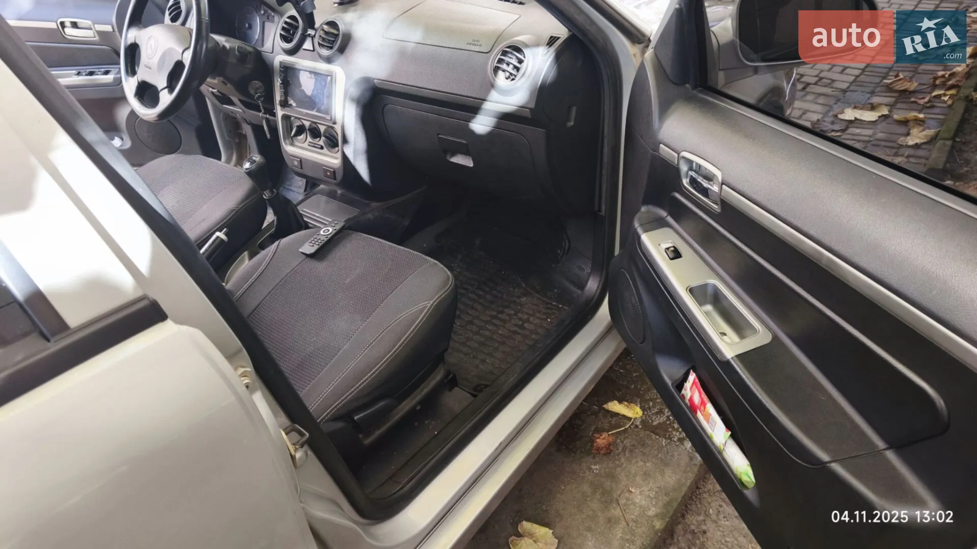 2011 Geely CK (Otaka) - мініатюра 17
