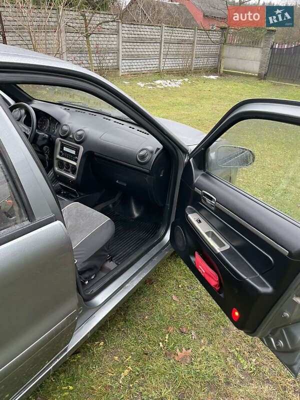 Седан Geely CK-2 2009 в Мостиске