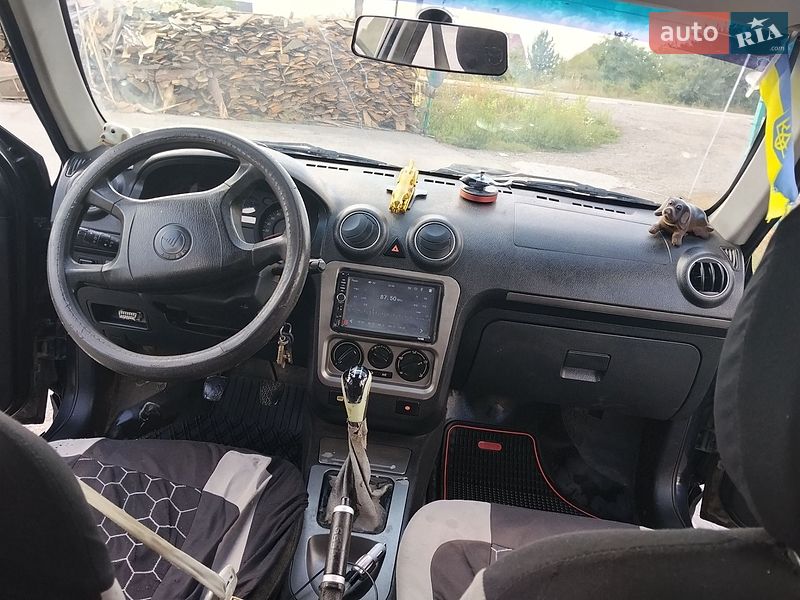 Geely CK-2 2013