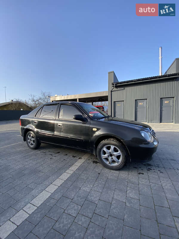 Седан Geely CK 2007 в Долині