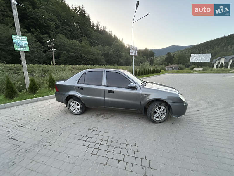 Седан Geely CK 2012 в Поляниці