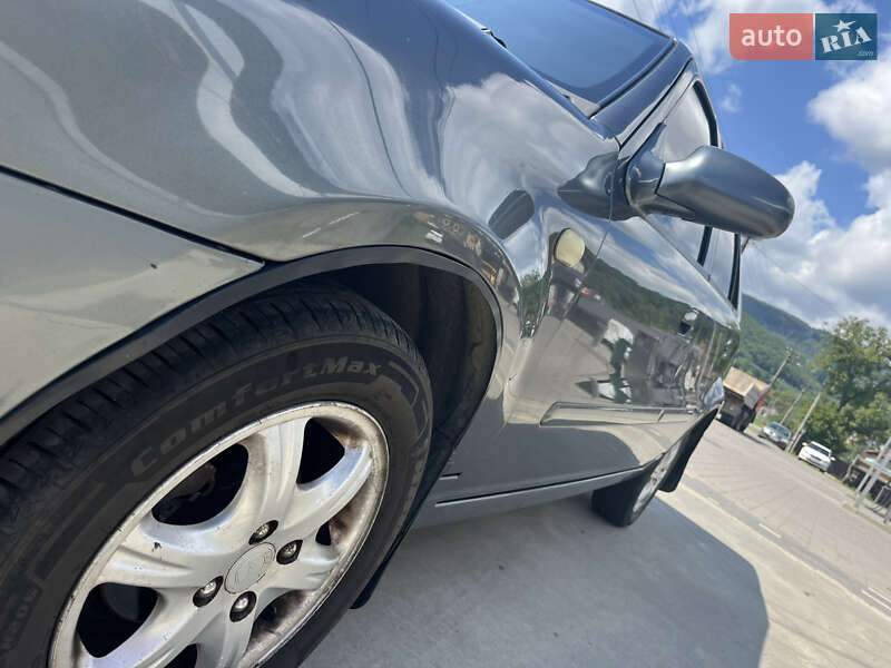 Седан Geely CK 2007 в Перечине