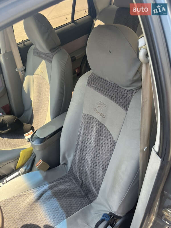 Седан Geely CK 2007 в Перечине