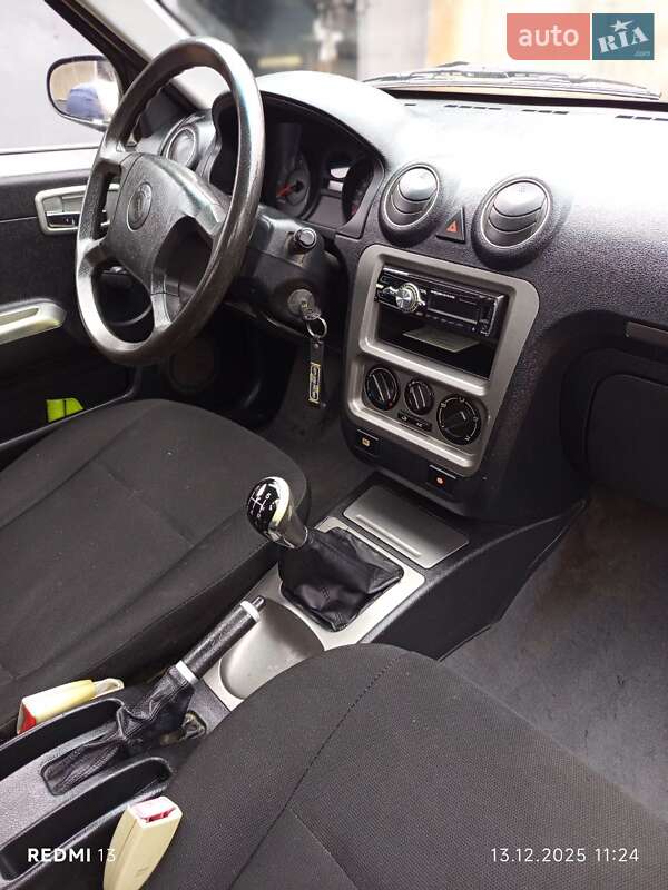 Седан Geely CK 2012 в Городку