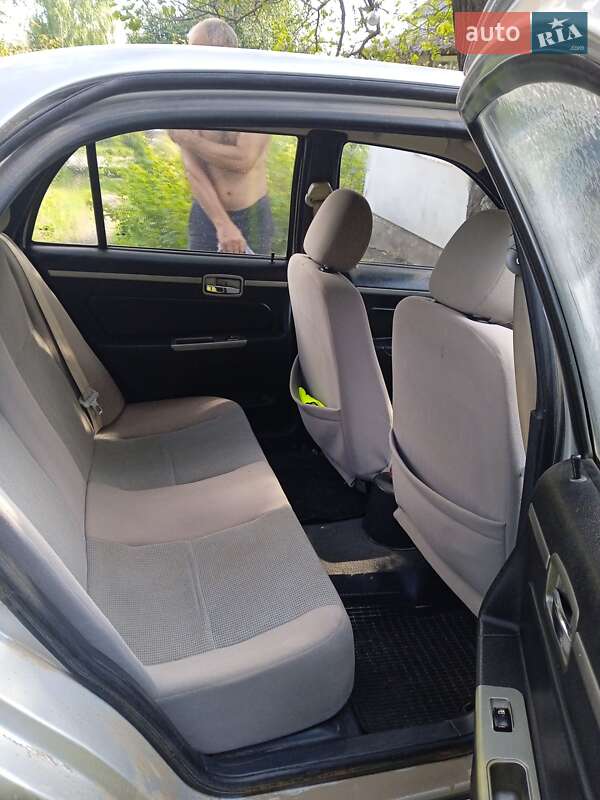 Седан Geely CK 2009 в Дубні