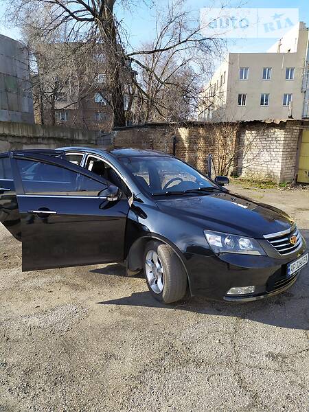 Седан Geely Emgrand 7 (EC7) 2013 в 