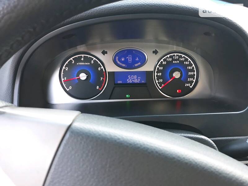 Седан Geely Emgrand 7 (EC7) 2014 в Лохвиці