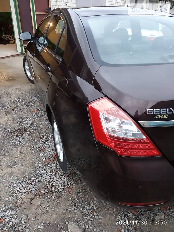 Седан Geely Emgrand 7 (EC7) 2014 в Вараше