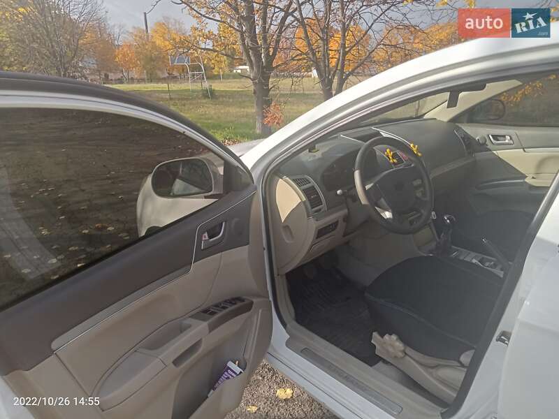 Седан Geely Emgrand 7 (EC7) 2011 в Первомайську