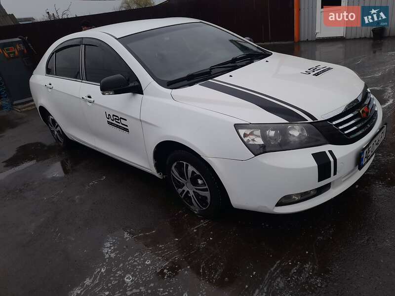 Седан Geely Emgrand 7 (EC7) 2013 в Дніпрі