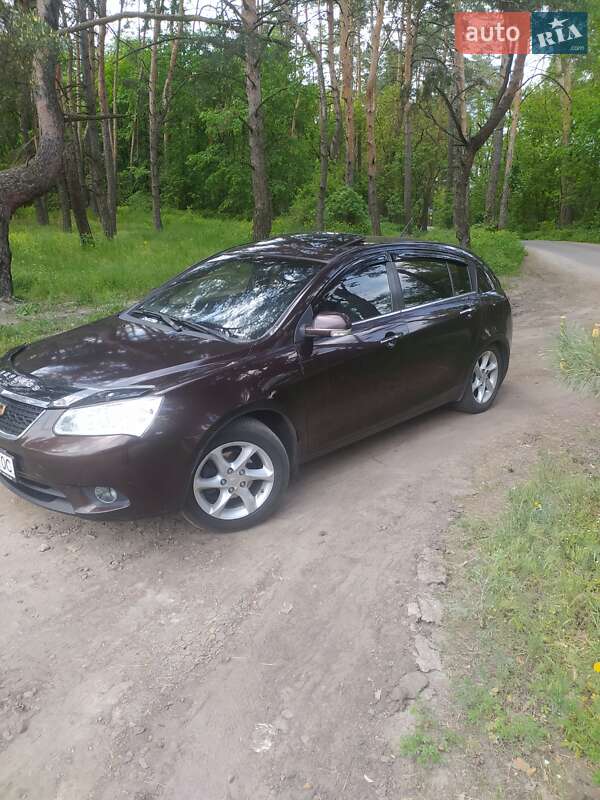Седан Geely Emgrand 7 (EC7) 2013 в Дніпрі
