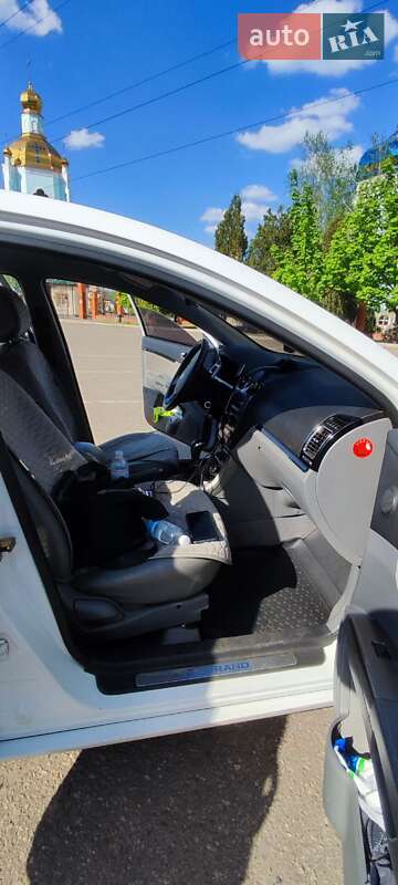 Хетчбек Geely Emgrand 7 (EC7) 2014 в Кривому Розі