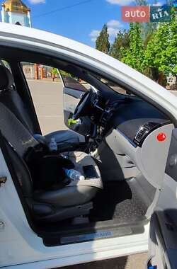 Хэтчбек Geely Emgrand 7 (EC7) 2014 в 