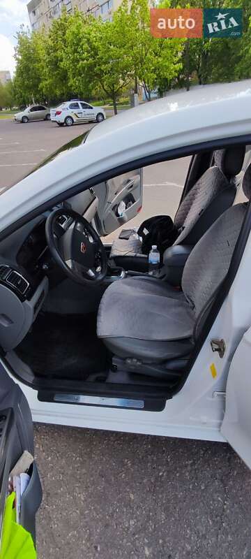 Хетчбек Geely Emgrand 7 (EC7) 2014 в Кривому Розі