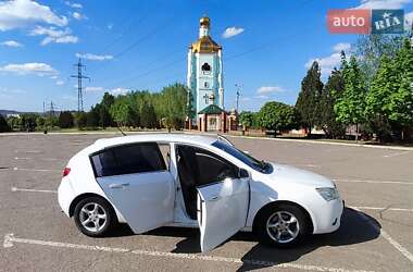 Хэтчбек Geely Emgrand 7 (EC7) 2014 в 