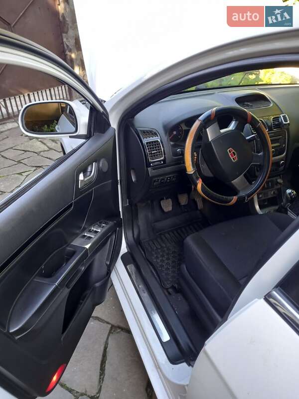 Хетчбек Geely Emgrand 7 (EC7) 2014 в Мукачевому фото 6 Хетчбек Geely Emgrand 7 (EC7) 2014 в Мукачевому