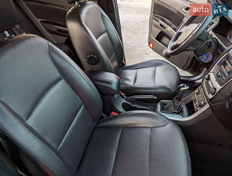 Хэтчбек Geely Emgrand 7 (EC7) 2013 в Запорожье