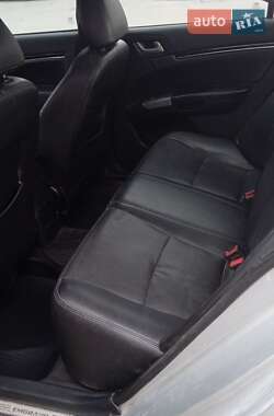 Седан Geely Emgrand 7 (EC7) 2013 в 