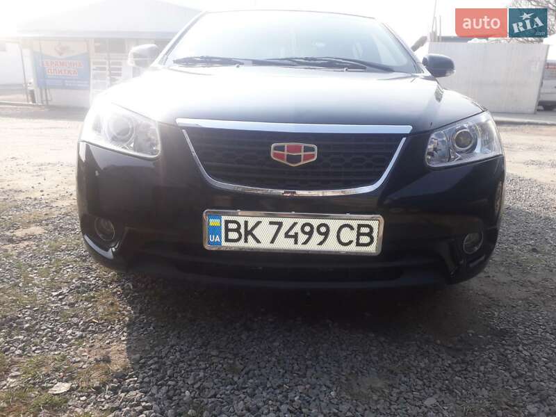 Хэтчбек Geely Emgrand 7 (EC7) 2012 в Дубно