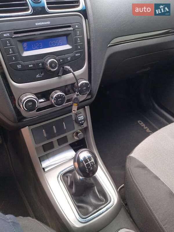 Седан Geely Emgrand 7 (EC7) 2014 в Конотопе