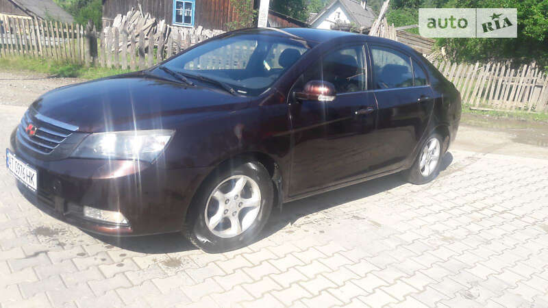 Седан Geely Emgrand 7 (EC7) 2013 в Верховине