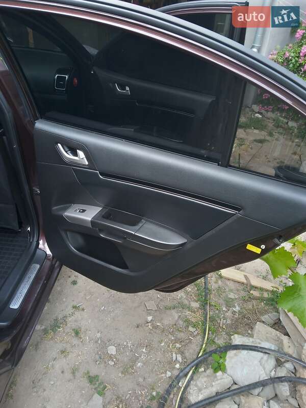Седан Geely Emgrand 7 (EC7) 2014 в Великой Александровке