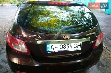 Хетчбек Geely Emgrand 7 (EC7) 2012 в 