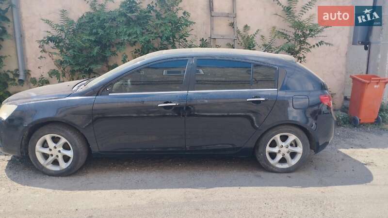 Хетчбек Geely Emgrand 7 (EC7) 2013 в Одесі