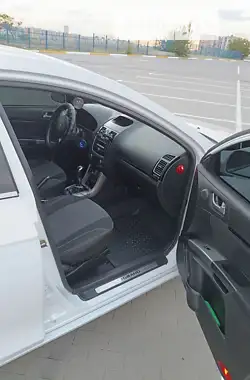 Geely Emgrand 7 (EC7) 2013