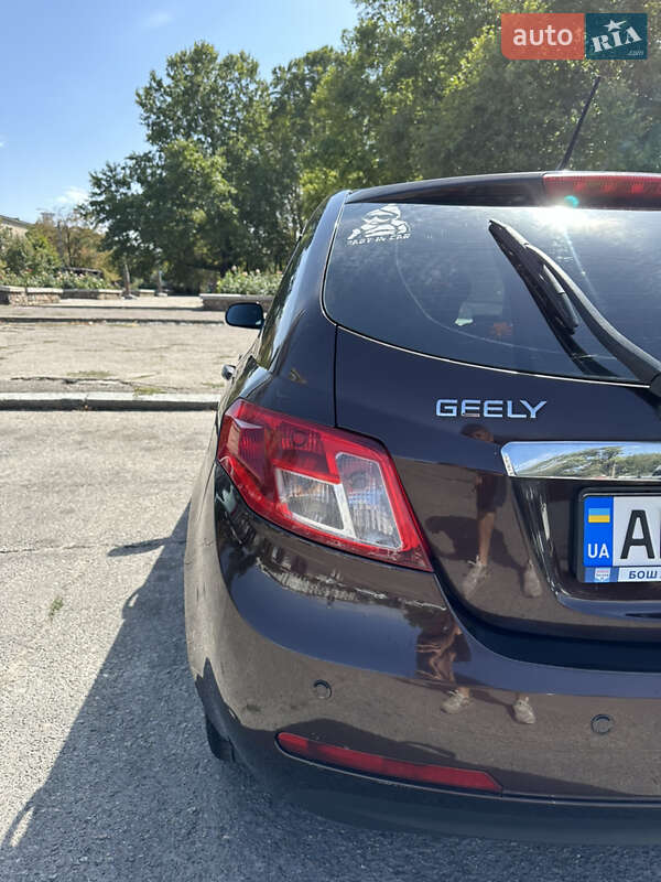 Хетчбек Geely Emgrand 7 (EC7) 2014 в Запоріжжі