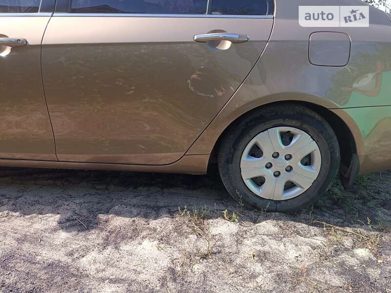 Седан Geely Emgrand 7 (EC7) 2015 в Зміїві