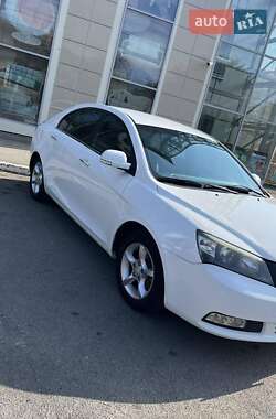 Седан Geely Emgrand 7 (EC7) 2013 в Херсоне