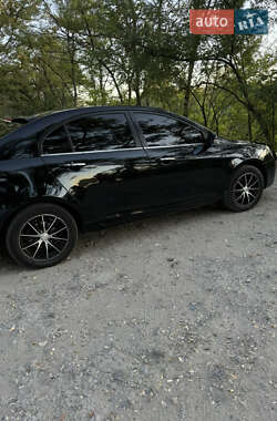 Седан Geely Emgrand 7 (EC7) 2013 в 