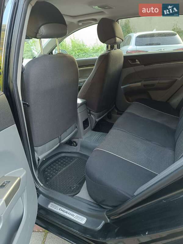 Хетчбек Geely Emgrand 7 (EC7) 2012 в Мукачевому