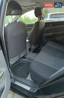 Хетчбек Geely Emgrand 7 (EC7) 2012 в 
