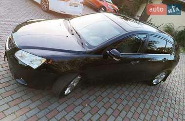 Хэтчбек Geely Emgrand 7 (EC7) 2012 в Мукачево