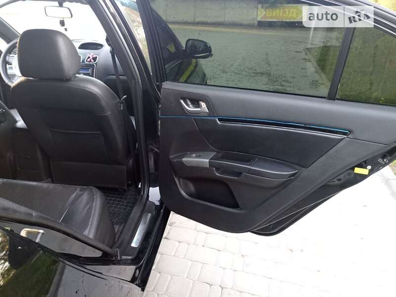 Седан Geely Emgrand 7 (EC7) 2013 в Борщеві