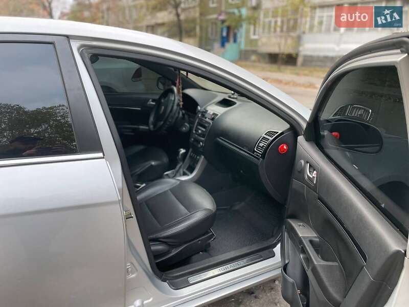 Седан Geely Emgrand 7 (EC7) 2013 в Сумах